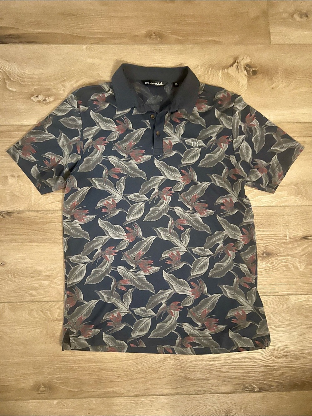 TRAVIS MATHEW Men's M Floral Polo/Golf Shirt - Navy with Gray & Coral -